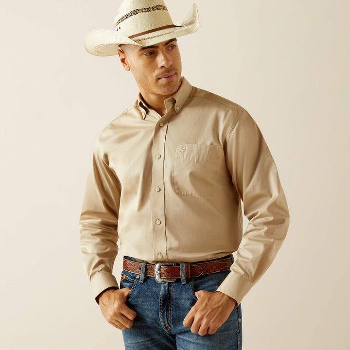Lightweight Solid Twill Classic Fit Shirt-10058558