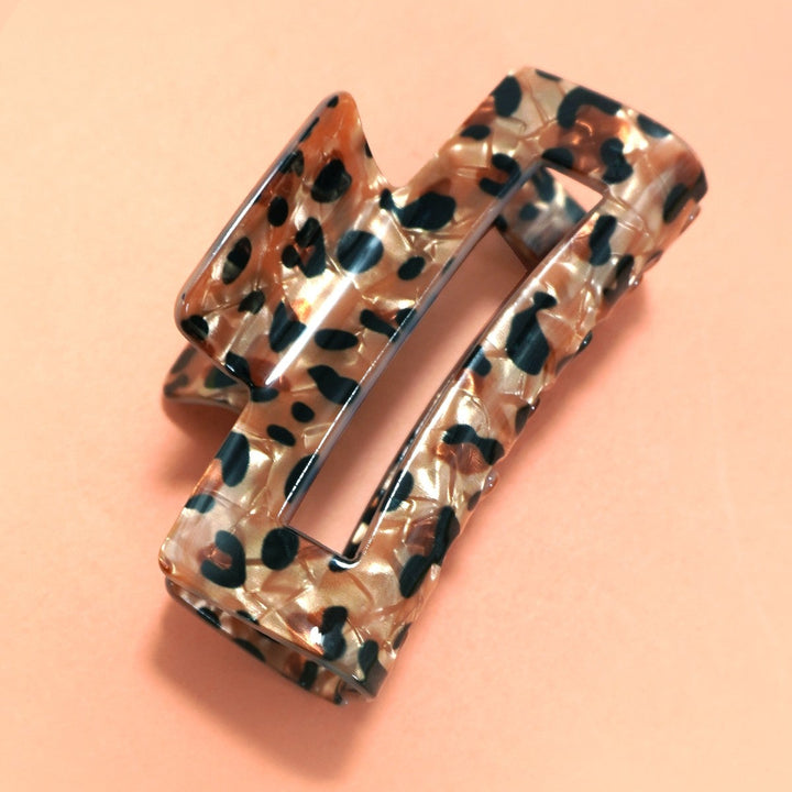 Rina Leopard Clip