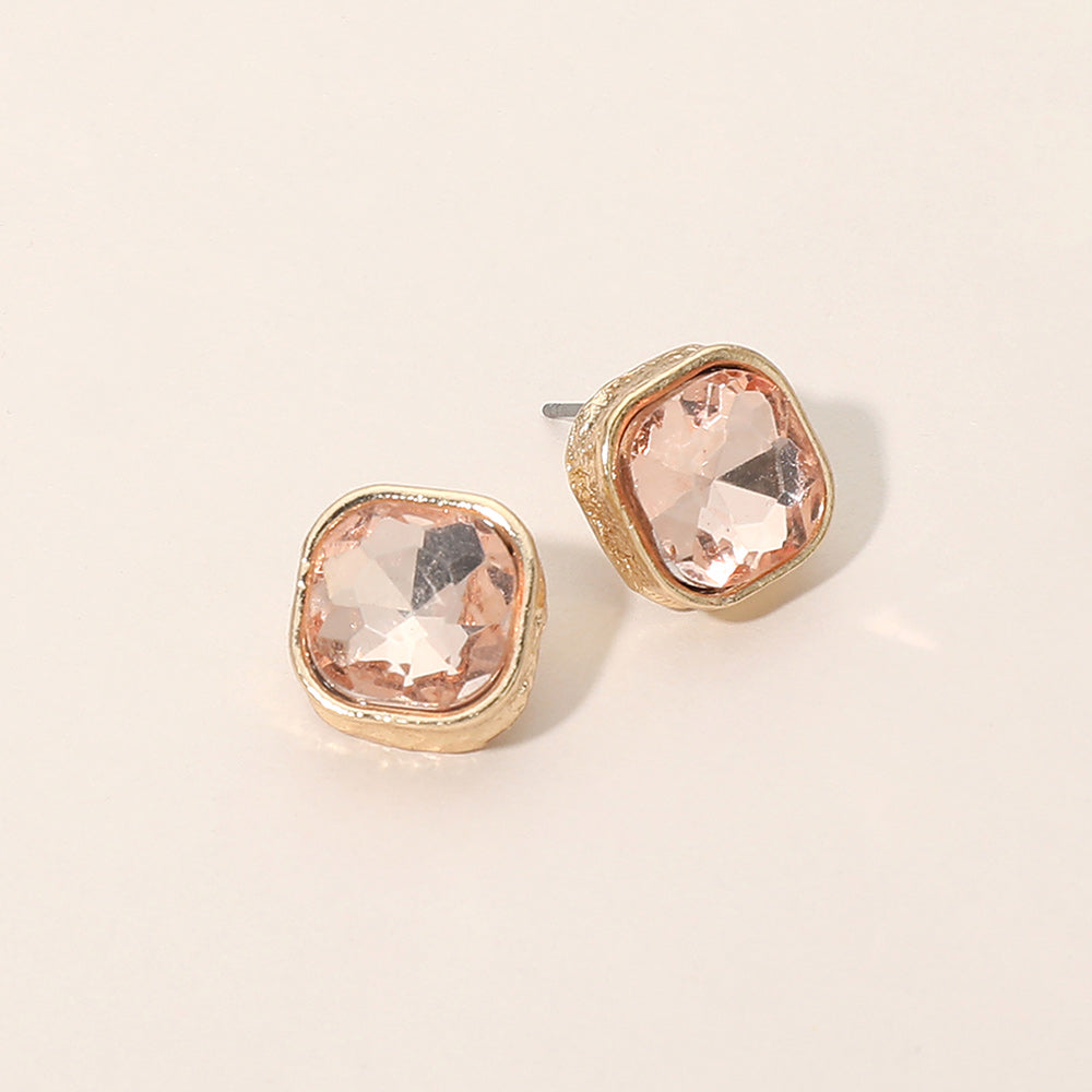 Milo Studs