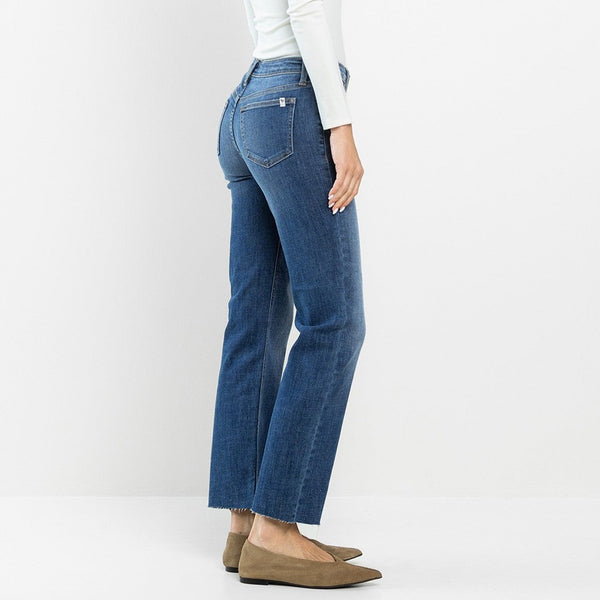 SNEAK PEEK M.RISE ULTRA STRETCH STRAIGHT JEANS