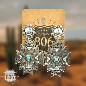 806 Southwest Aztec style earring