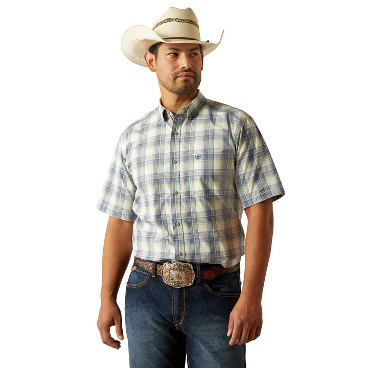 Ariat 10058811 Pro Series Crue Classic Fit Shirt