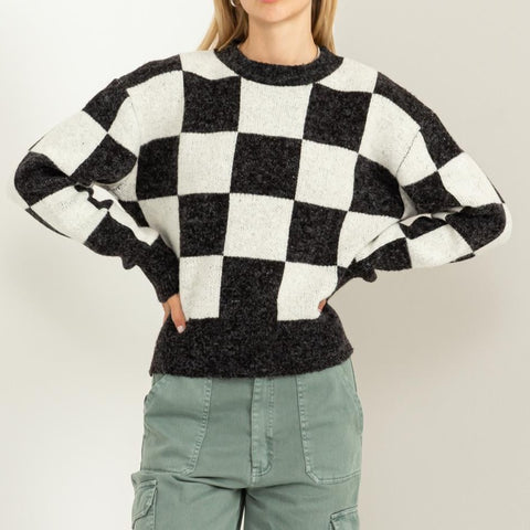 WEEKEND CHILLS CHECKERED LONG SLEEVE SWEATER