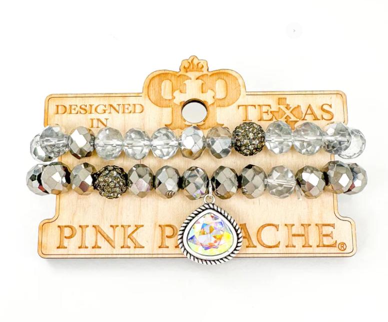 B-370 BEAD BRACELET WITH CHARM