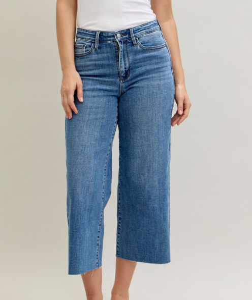 Judy Blue Classic Wide Crop