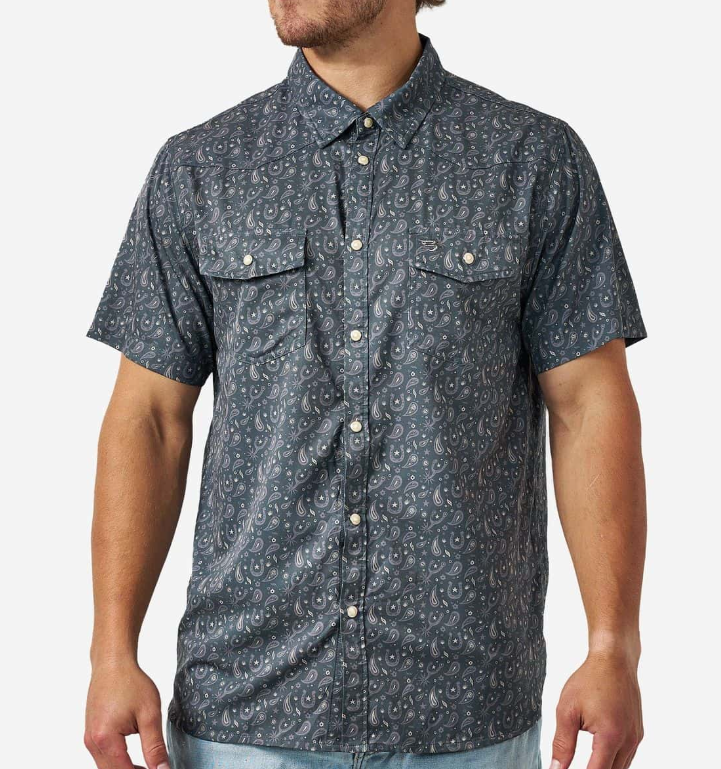 PERFORMANCE WESTERN SHIRT - PAISLEY SPURS