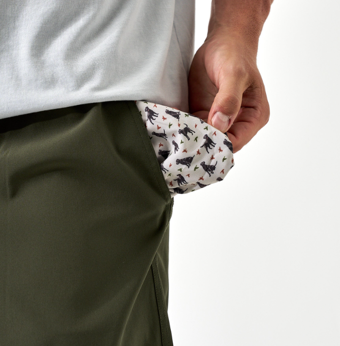 EVERYDAY SHORT- MALLARD GREEN - DUCKS AND DOGS POCKET 7"