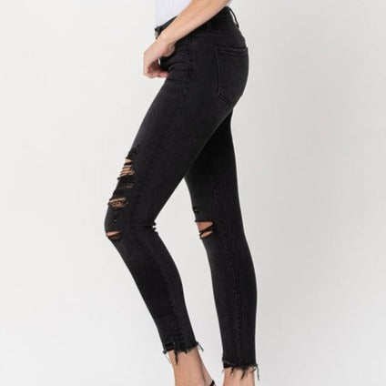 KALLY MID RISE DISTRESSED RAW HEM CROP SKINNY