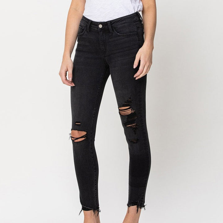 KALLY MID RISE DISTRESSED RAW HEM CROP SKINNY